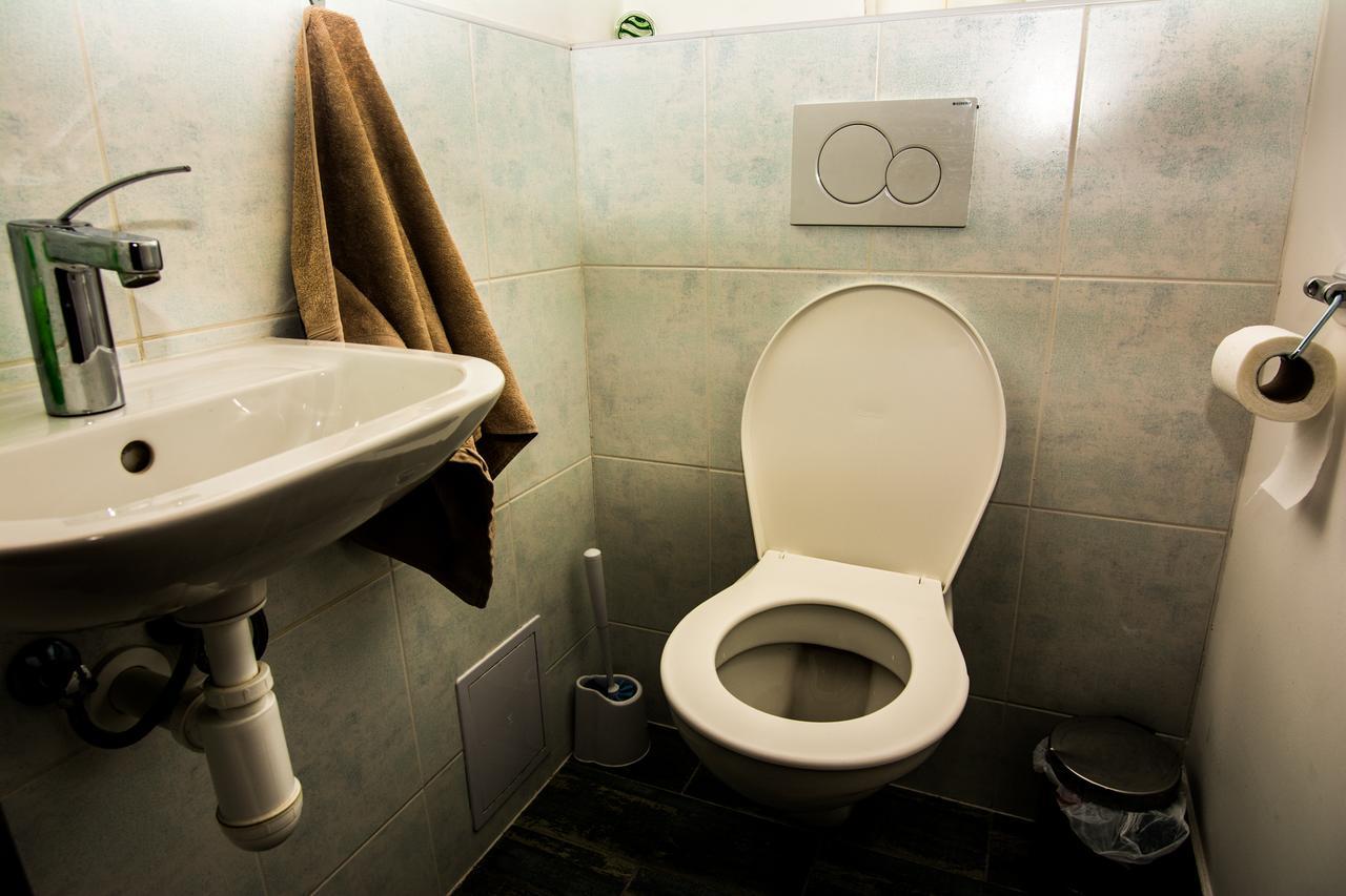 Ostello Onefam Miru Praga