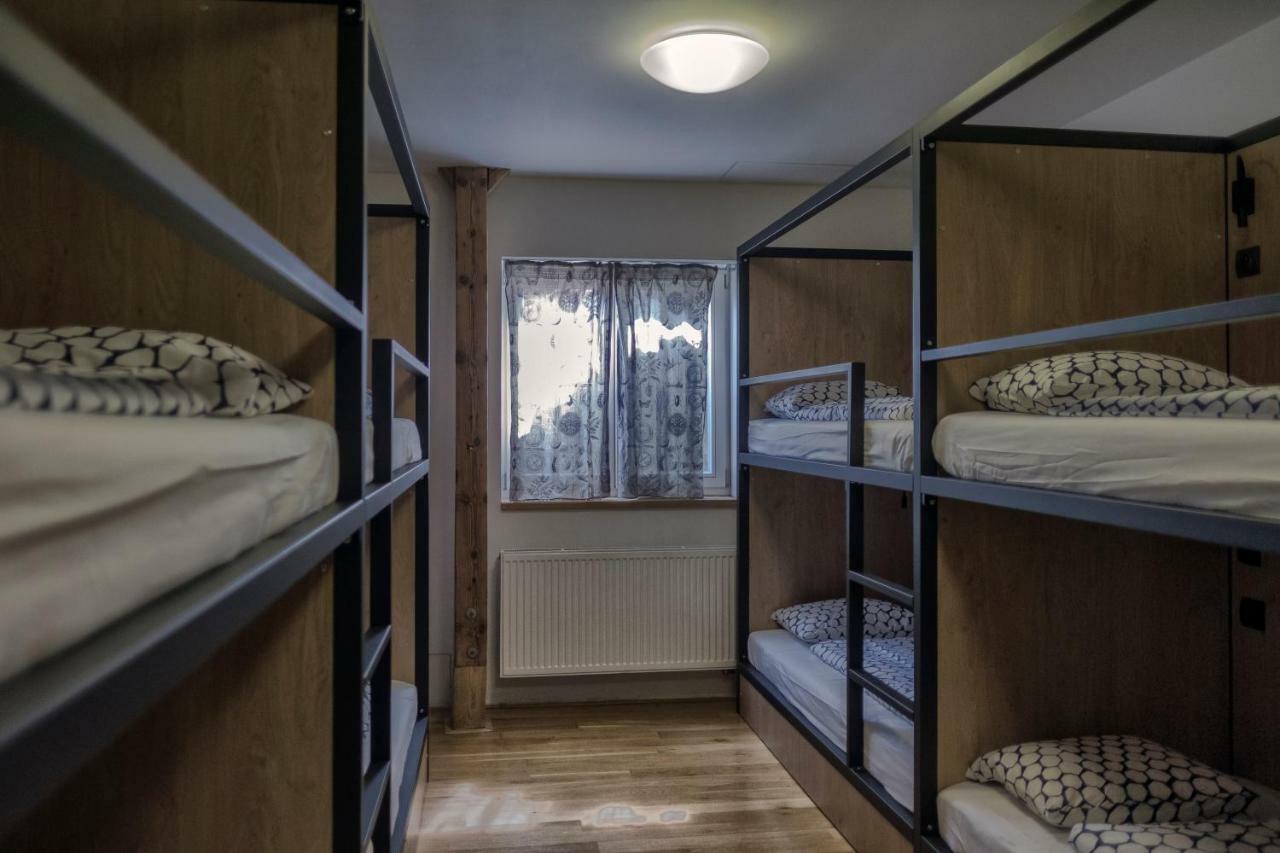 Ostello Onefam Miru Praga